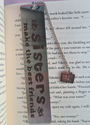 Boekenlegger "Sisters make the best friends" – Cadeau voor Zussen